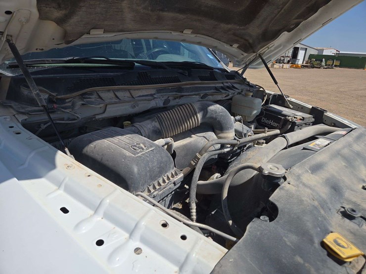2014-ram-2500-slt-image-22