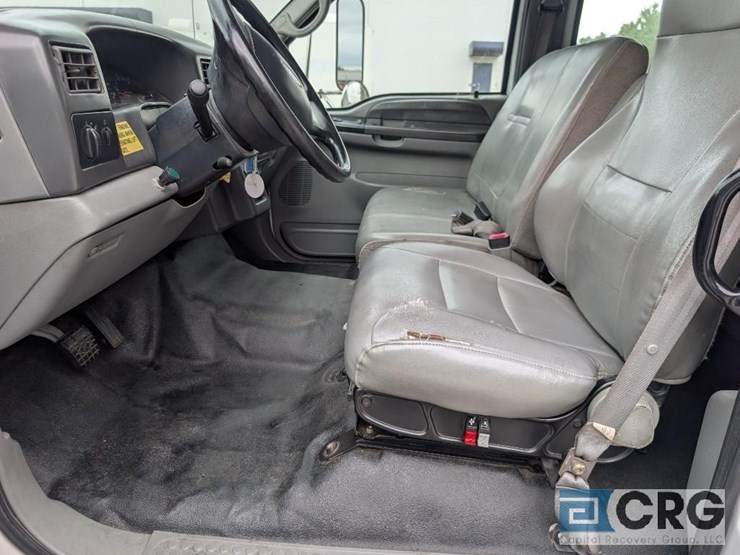 2006-ford-f650-image-8