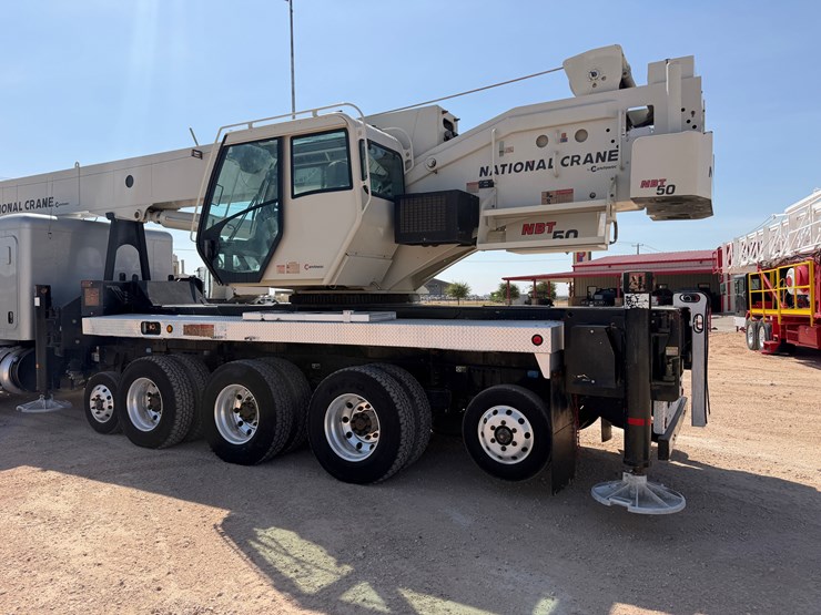 2015-peterbilt-367-image-9