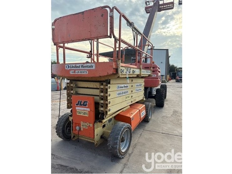 2017-jlg-4069le-image-2