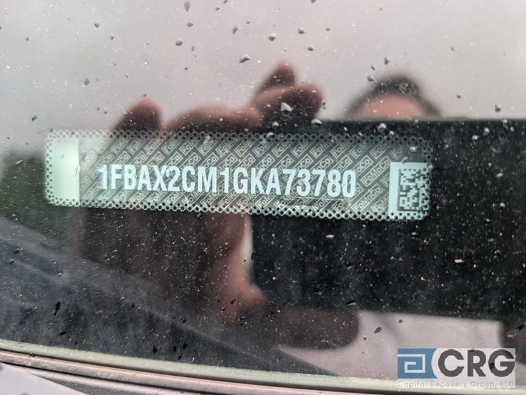 2016-ford-transit-image-3