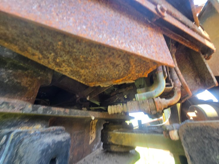 caterpillar-it38f-image-32