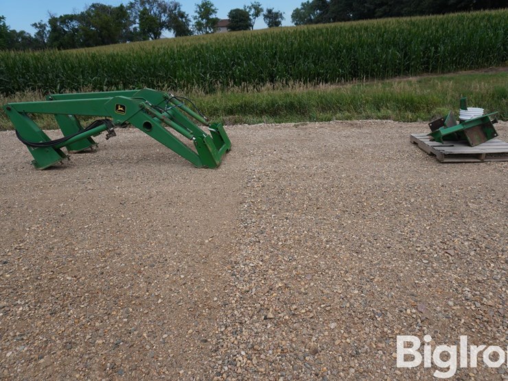john-deere-158-image-4