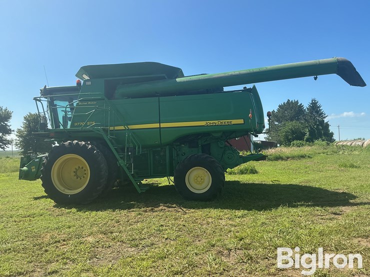2010-john-deere-9770-sts-image-8