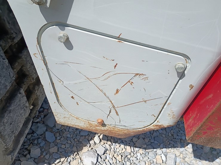 2023-takeuchi-tl10v2-image-67