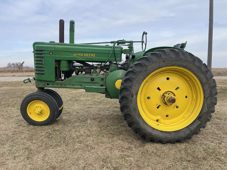 john-deere-model-a-image-2