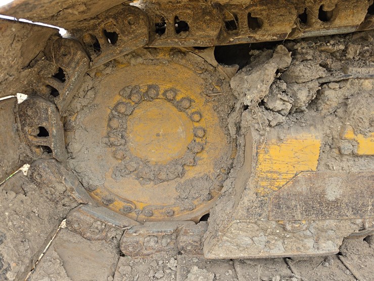 2015-deere-700k-image-58