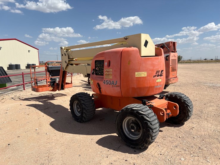 2007-jlg-450aj-image-7