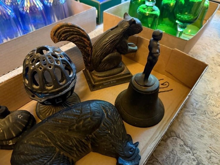 cast-iron-bell,-nut-cracker,-etc-image-2
