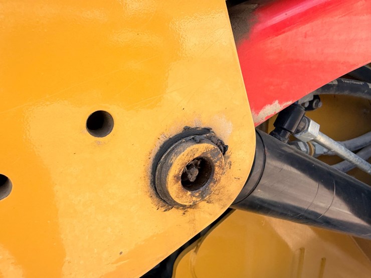 2014-caterpillar-272d-image-72