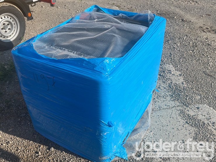 unused-2026-am---tank-116-gallon-diesel-tank-c/w-electric-pump,-manual-nozzle-image-3