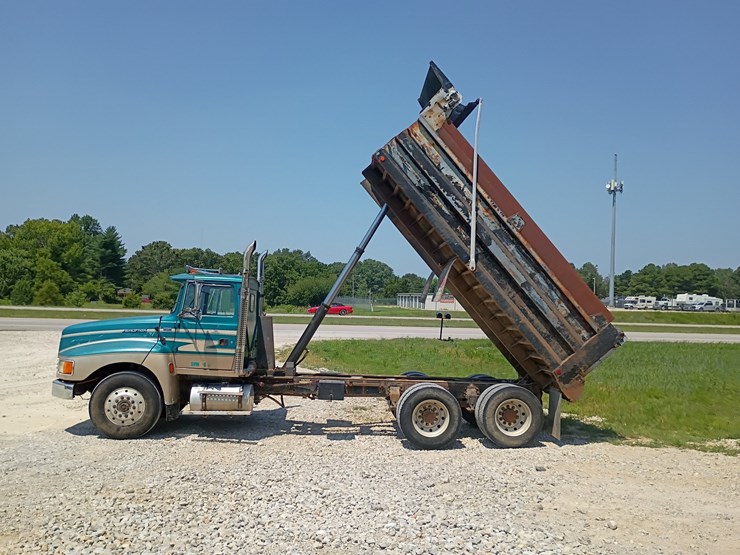 1994-ford-ltla9000-image-19