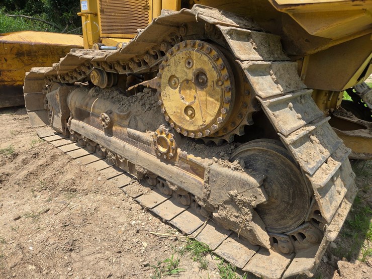 caterpillar-d6m-image-58
