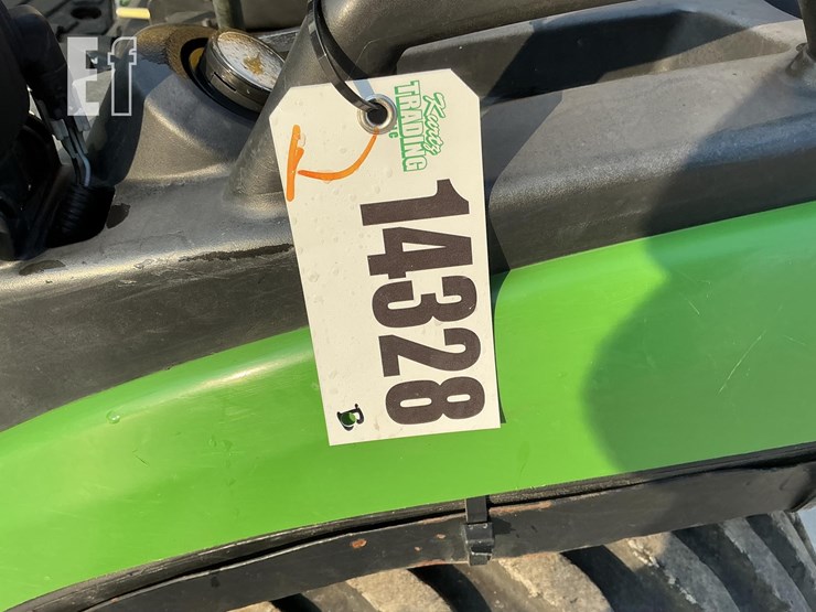2018-john-deere-1025r-image-19