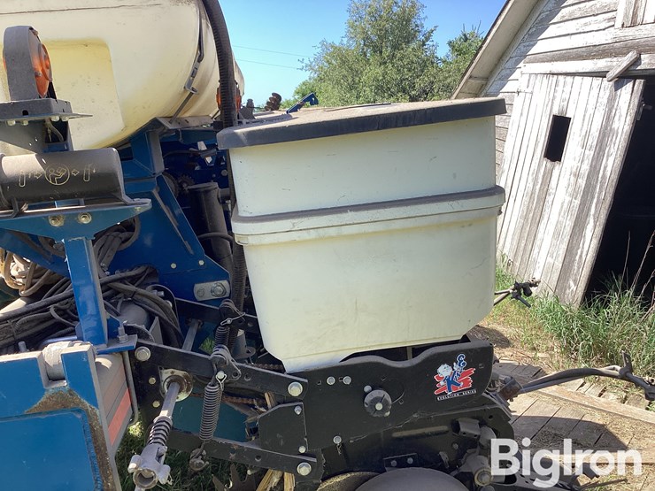 kinze-3200-image-10