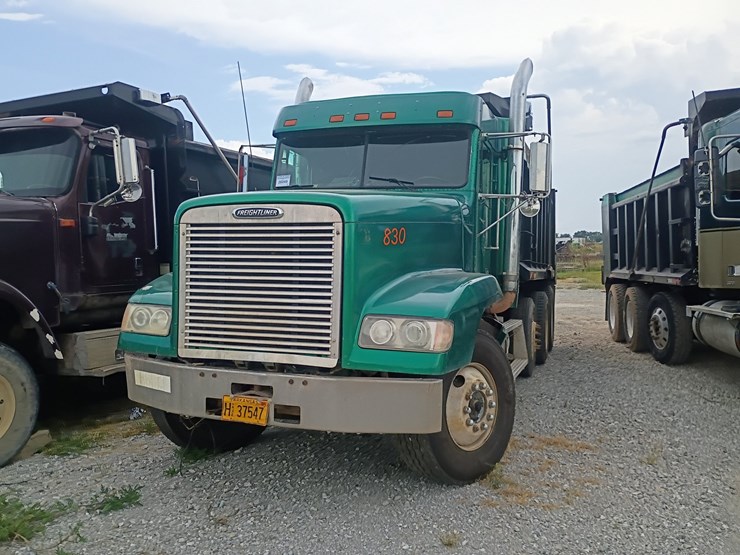 1995-freightliner-fld120-image-15