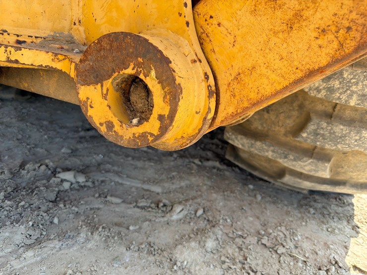 2000-deere-710d-image-99