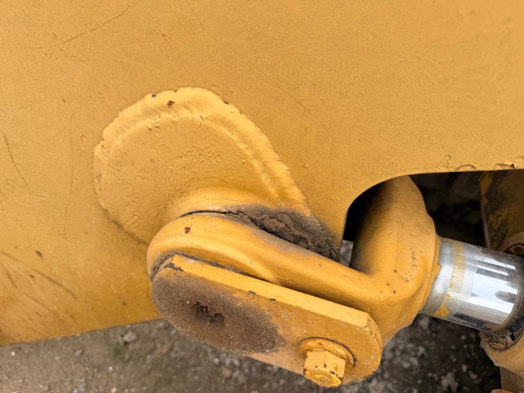 1985-caterpillar-963-image-134