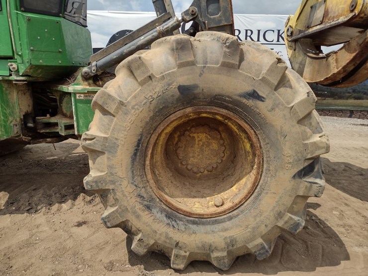 deere-648l-image-26
