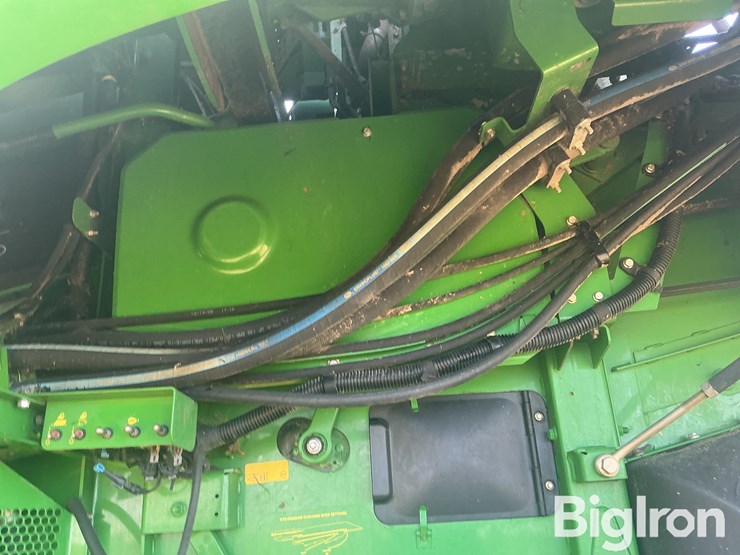 2010-john-deere-9770-sts-image-19