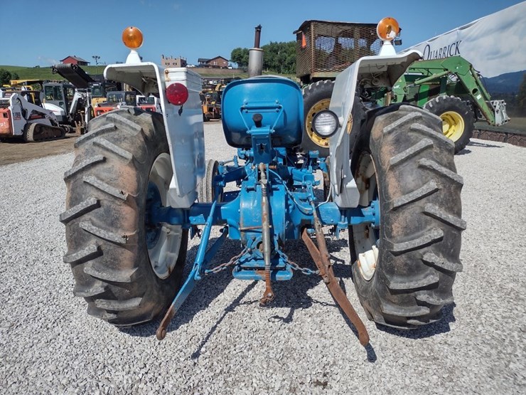 ford-3600-image-4