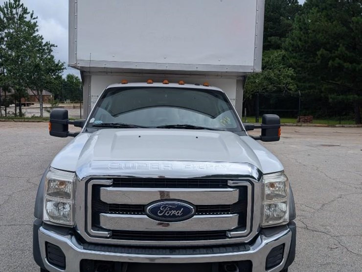 2015-ford-f550-image-15