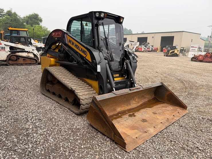 2019-new-holland-c232-image-6