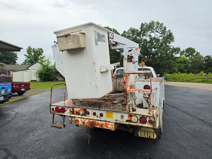 2000-ford-f550-image-11