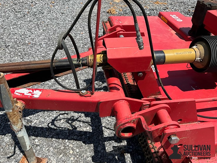 bush-hog-3210-image-16