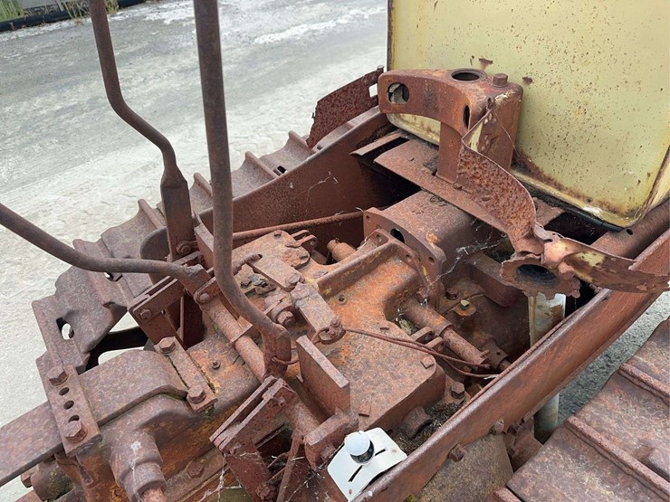 holt-caterpillar-image-16