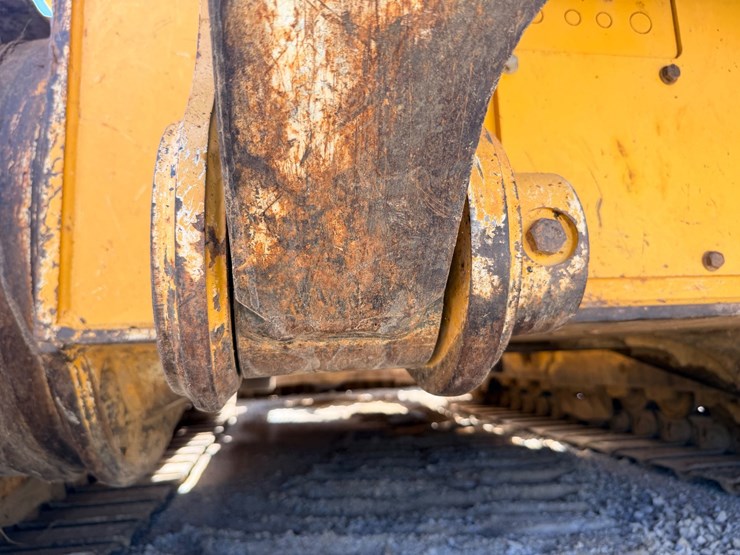 2017-deere-950k-image-125