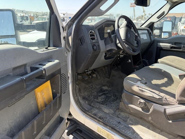 2015-ford-f450-image-14