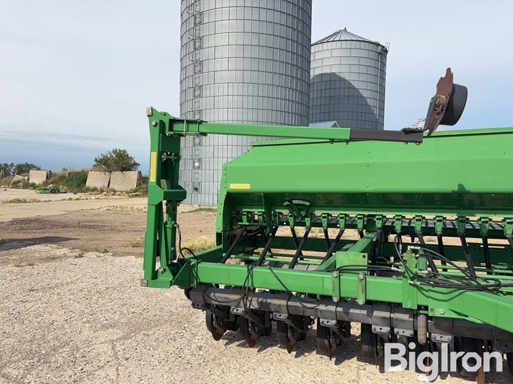 john-deere-1590-image-18