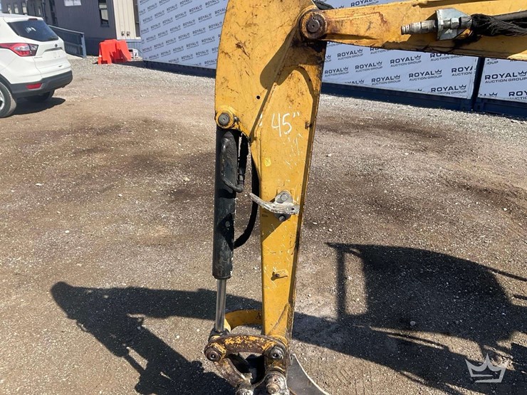 2014-caterpillar-301.7d-cr-image-6