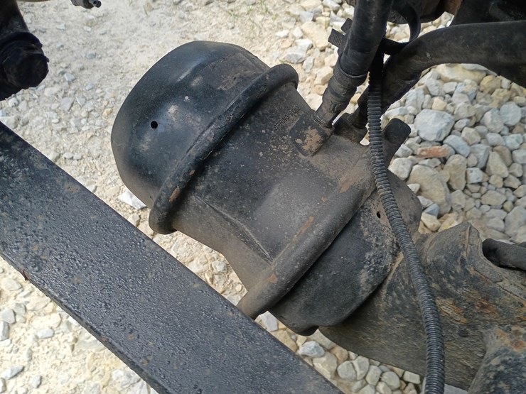 2008-freightliner-m2-106-image-74