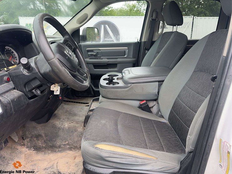 2018-dodge-3500hd-image-22