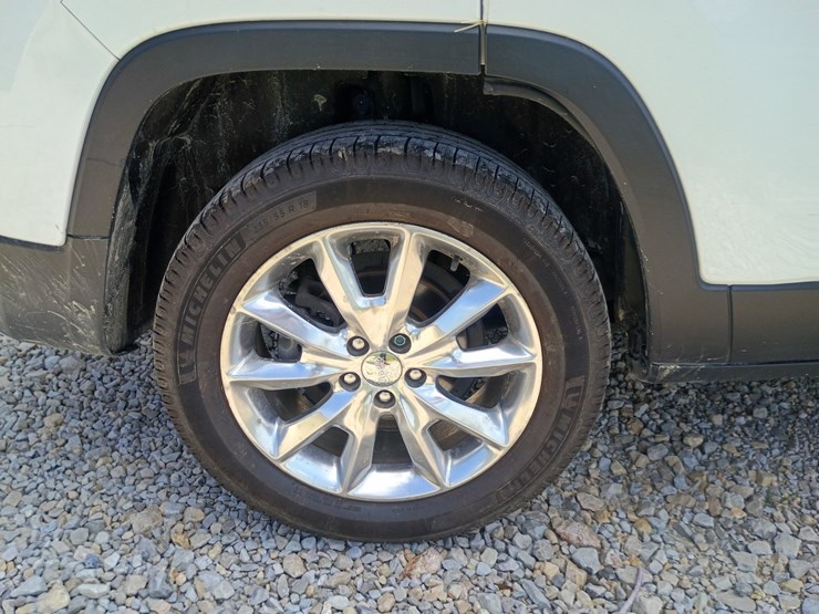 2014-jeep-cherokee-image-85