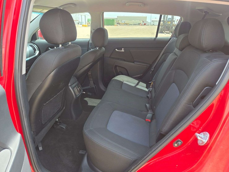 2015-kia-sportage-image-11
