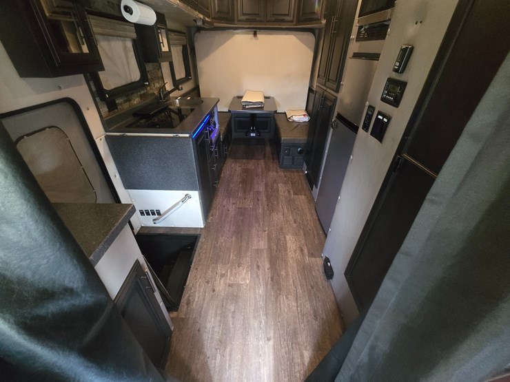 2019-kenworth-t880-image-62