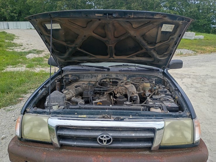 1998-toyota-tacoma-image-17