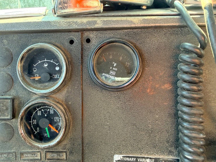 1993-mack-dm690s-image-112