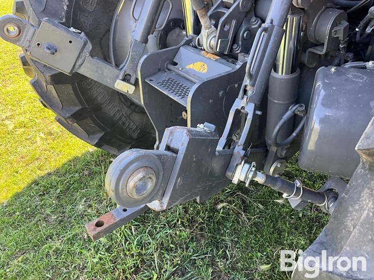 2019-massey-ferguson-5711-image-19
