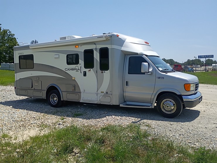 2005-ford-e450-image-12