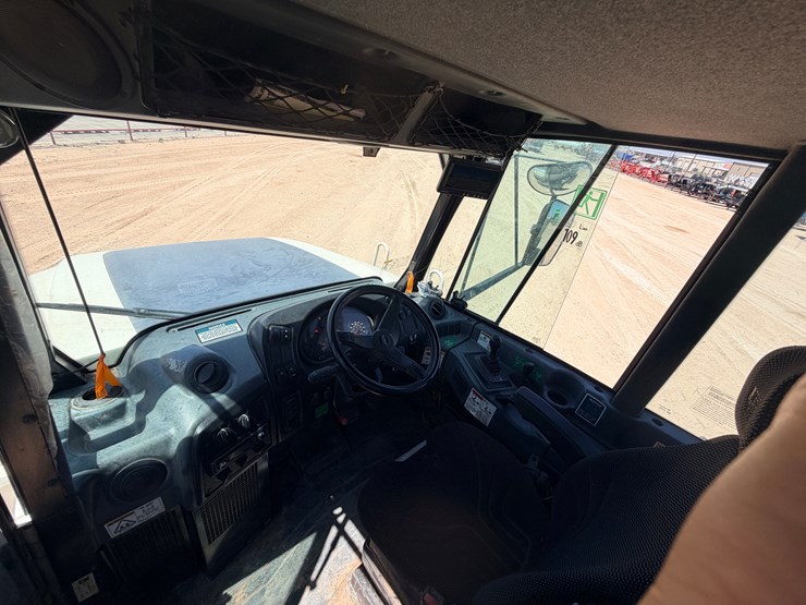 2019-terex-ta300-image-15