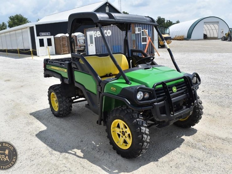 john-deere-gator-image-7