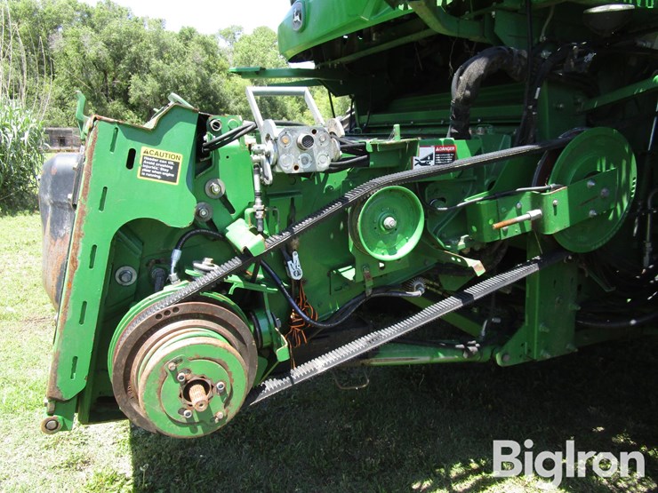 2013-john-deere-s670-image-9