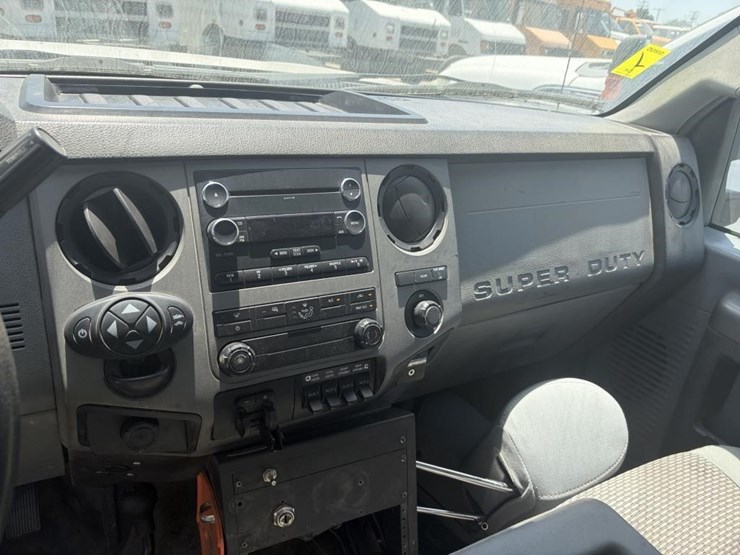 2012-ford-f450-image-21