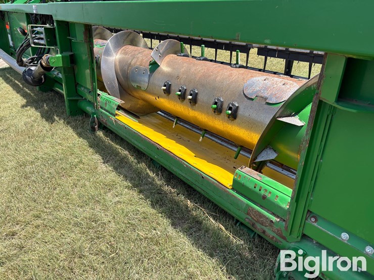 2011-john-deere-630f-image-13