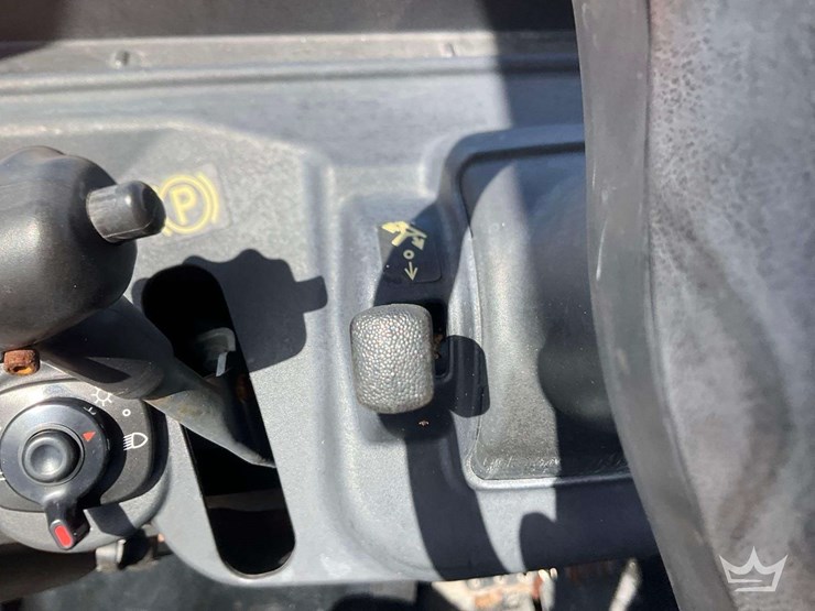 2018-kubota-rtv-x900-image-17