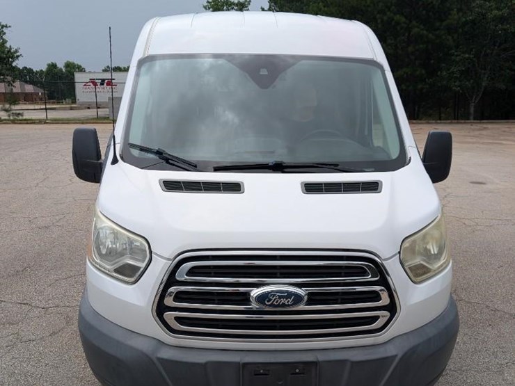 2016-ford-transit-image-22